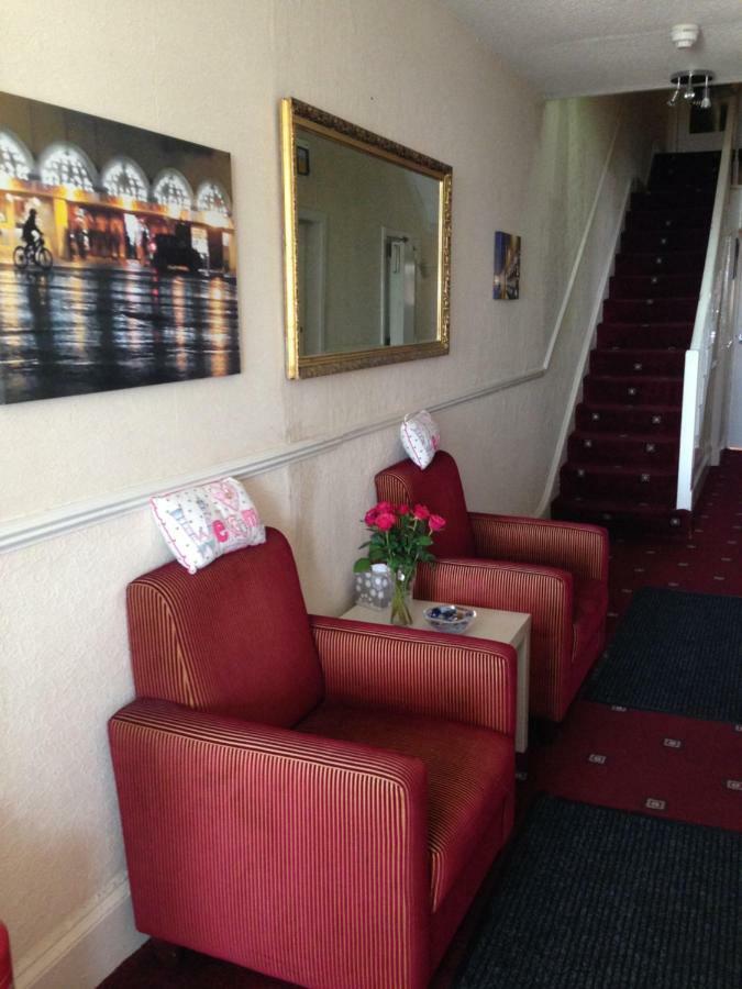 Oakwell Hotel แบล็คพูล ภายนอก รูปภาพ